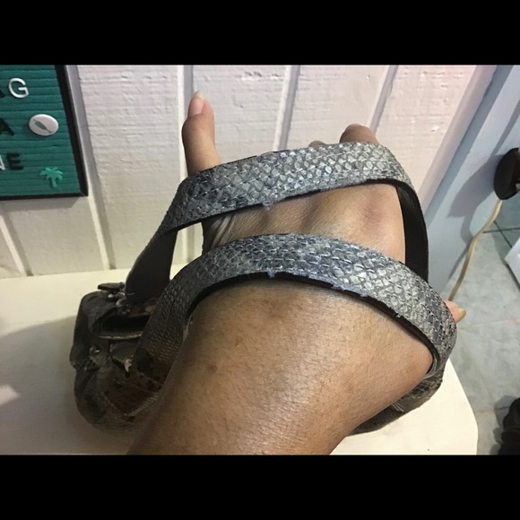 Coach Maggie Python Snake Print Handbag 👜 - Picture 11 of 16